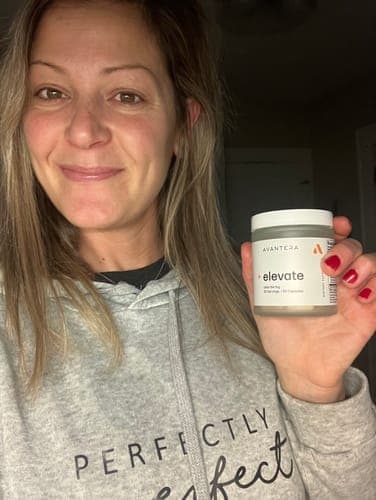 Avantera Elevate customer sharing her experience with the product